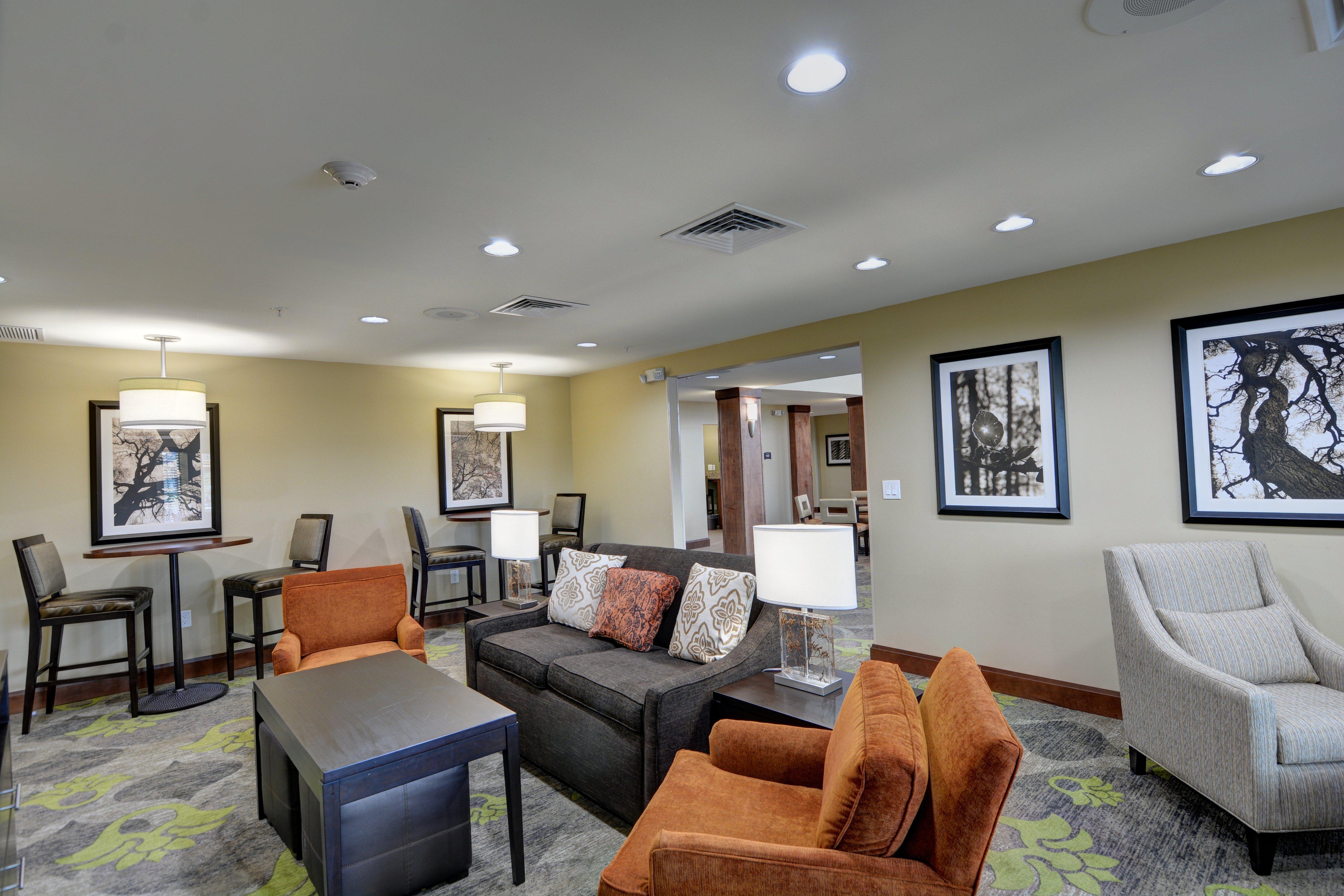 Staybridge Suites Lakeland West - photo 17