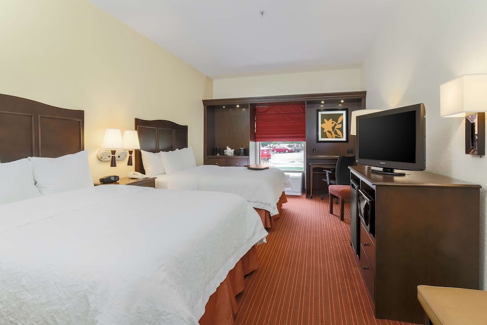 Hampton Inn Champaign Urbana - photo 34