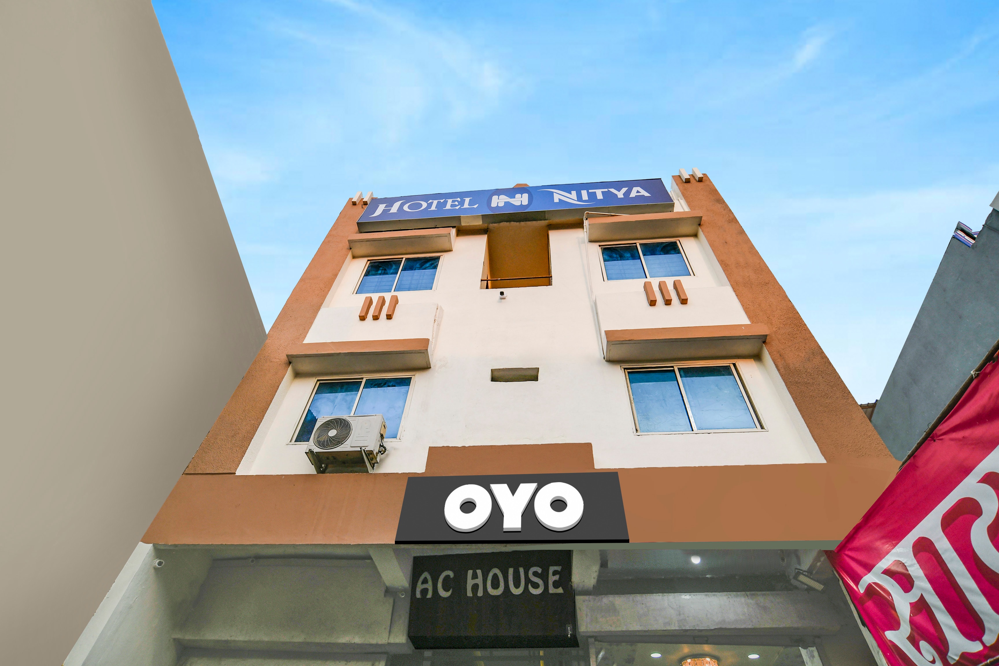 Hotel O Nitya - last minute hotel in Indore