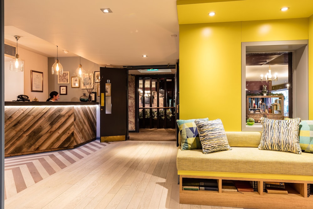 The Alexander Pope Hotel — Twickenham