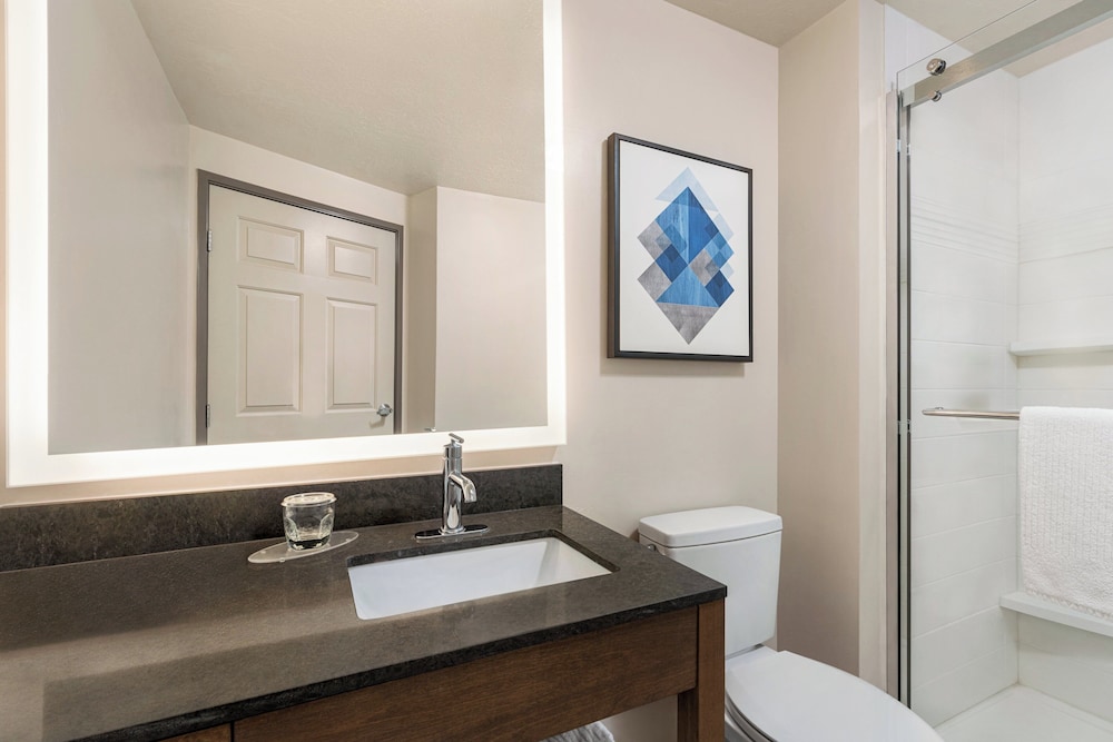 Candlewood Suites Boise Towne Square by IHG - photo 25
