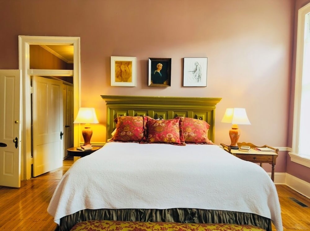 Rothschild Pound House Inn - photo 7
