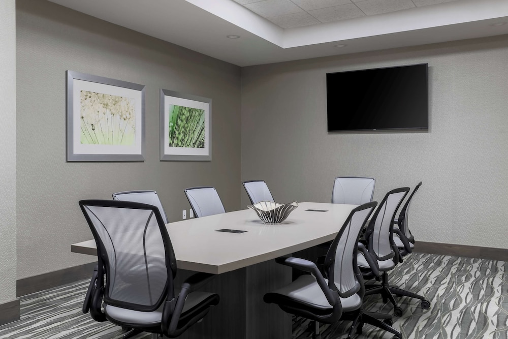 Hilton Garden Inn Ardmore - photo 21