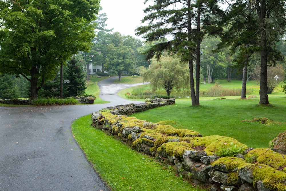 Adair Country Inn And Restaurant — Bethlehem