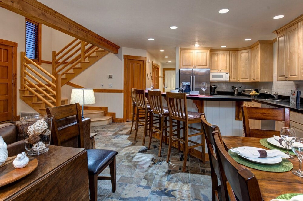 Abode at Silver Oak - photo 13