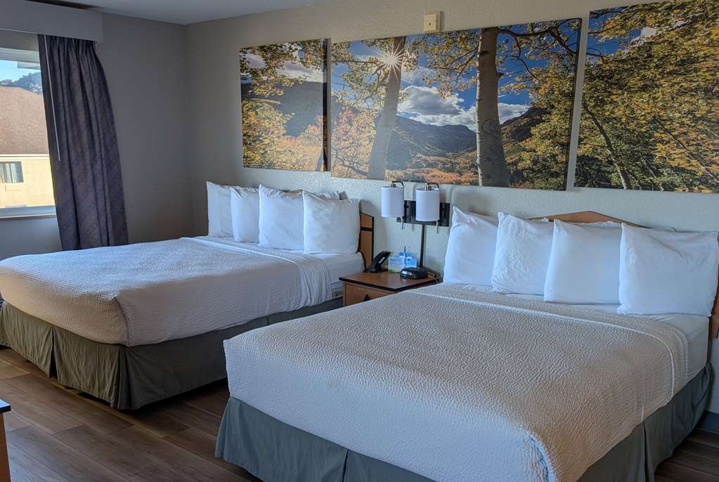 Days Inn & Suites by Wyndham Castle Rock - photo 23