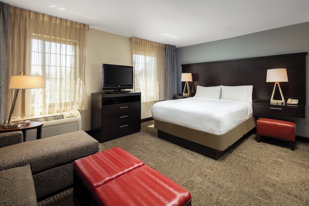 Staybridge Suites Fairfield Napa Valley Area by IHG - photo 11