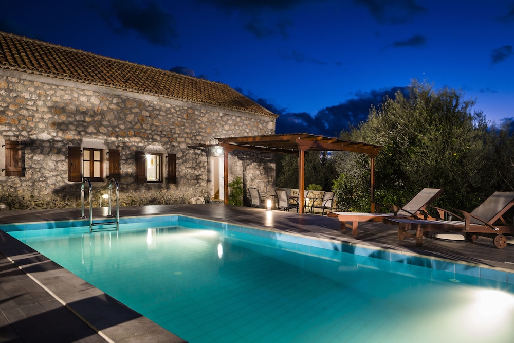 1841 Petrino in Kefalonia, Greece