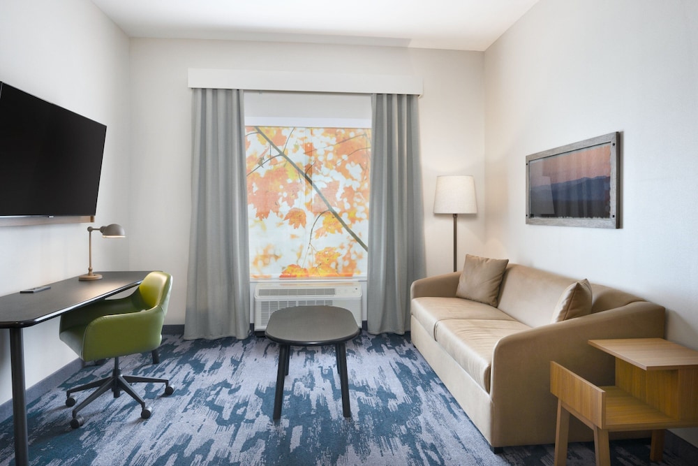 Fairfield by Marriott Inn & Suites Orlando at Millenia - photo 18