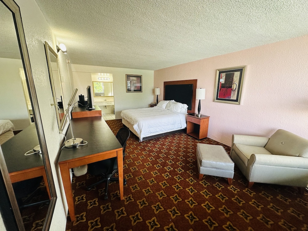 Boca Inn - photo 18