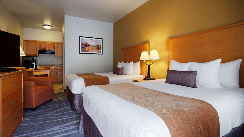 Best Western Plus Guymon Hotel & Suites - photo 26