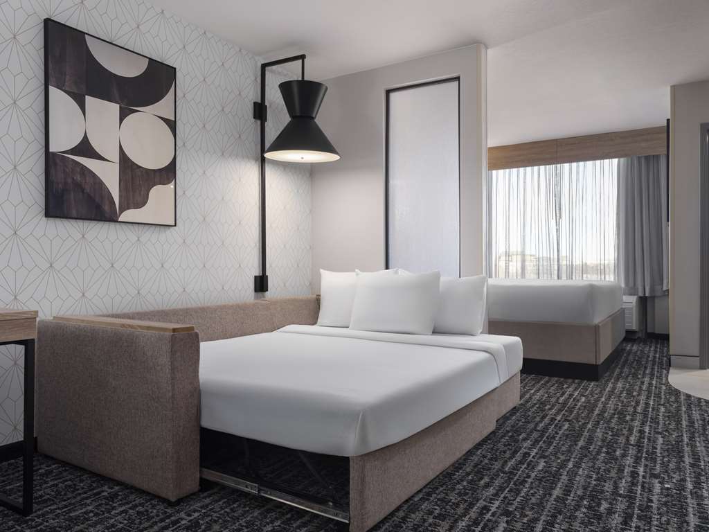 Hyatt Place Kansas City Overland Park Metcalf - photo 16