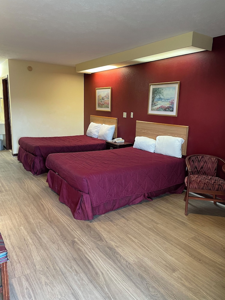Western Inn Express - photo 2