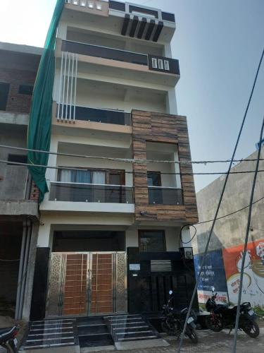 Paawan Palace - last minute hotel in Ajodhya