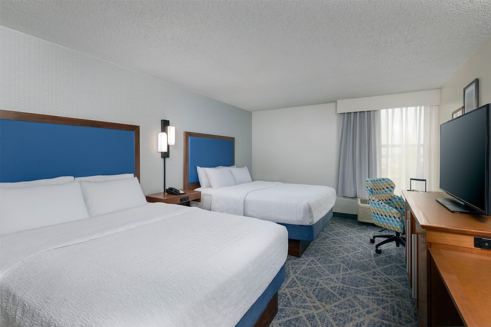 Hampton Inn Buffalo Airport Galleria Mall - photo 6