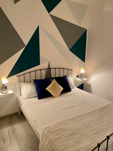 Figurari Home Napoli — 4-Star Luxury Hotel in Naples, Italy