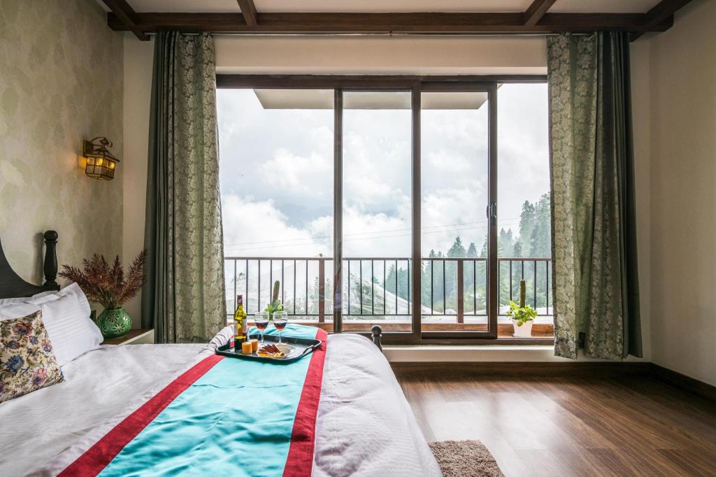 Villa Vistas Eve's Luxury Villa in Narkanda — 4-Star Luxury Hotel in Shimla, India