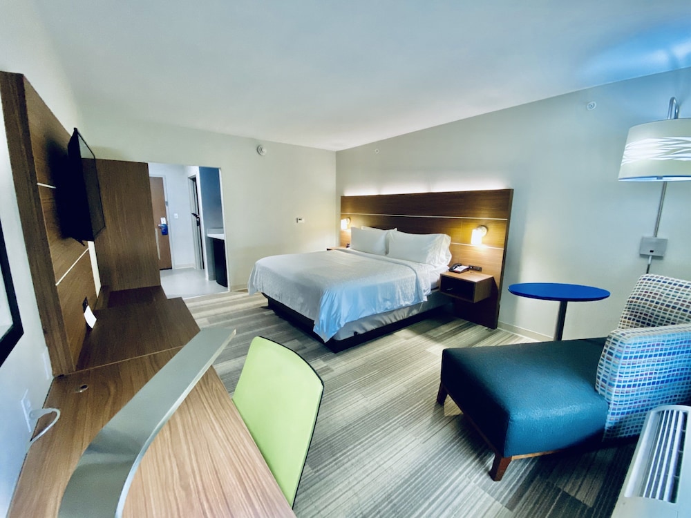 Holiday Inn Express Pineville Alexandria Area by IHG - photo 21