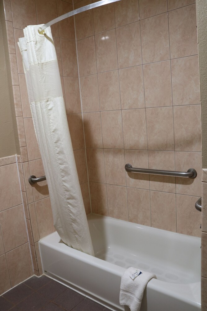 Scottish Inns & Suites IAH Airport Beltway8 - photo 6