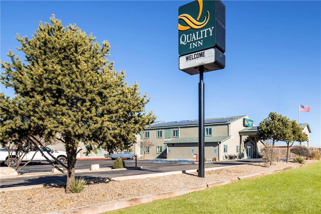 Quality Inn Moriarty - carbon neutral hotel in Moriarty