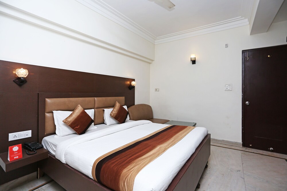 OYO 5515 Gulmohar Guest House