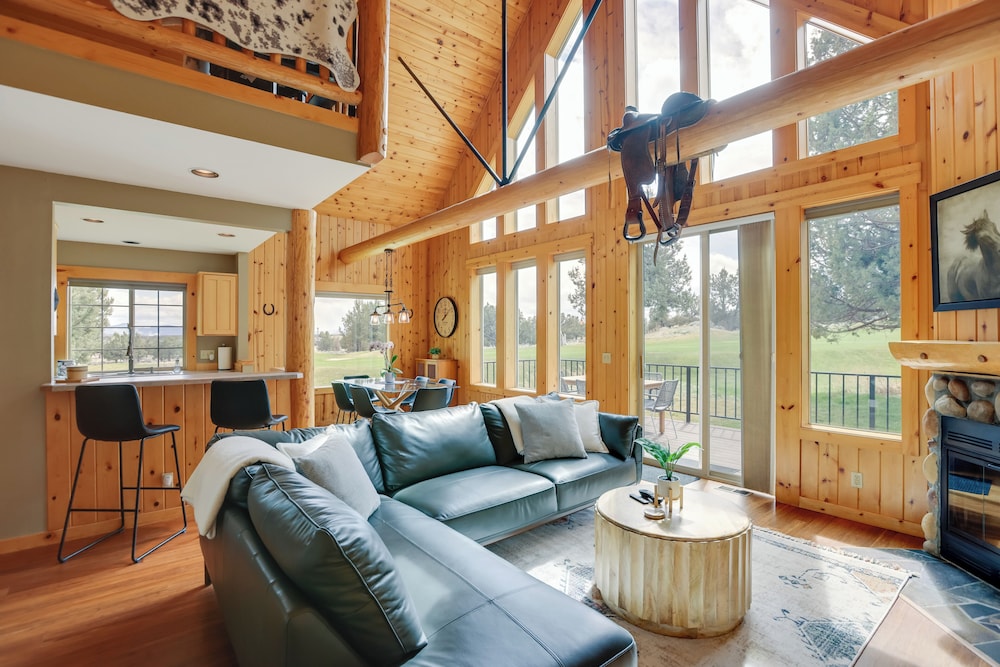 Ski Hike Golf Redmond Escape W Hot Tub — Redmond