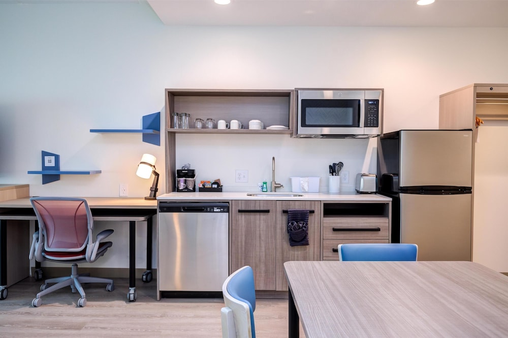 Home2 Suites by Hilton Smithfield Selma - photo 21