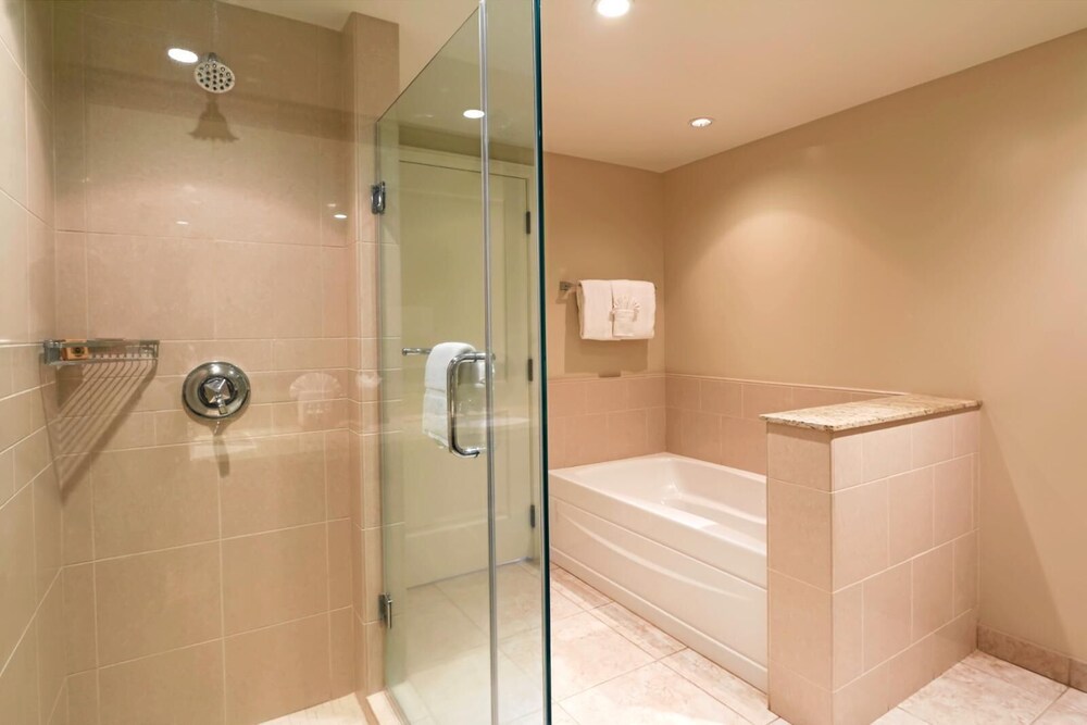 K B M Resorts Hkk 443 Dual Master Suites 2bd Ocean Views Easy Pool and Beach Access Lahaina - photo 20