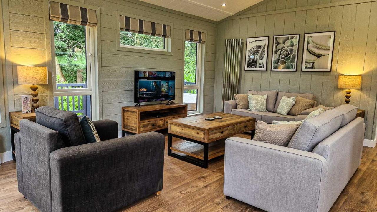 High Oaks Grange Contemporary Lodges in Pickering, United Kingdom