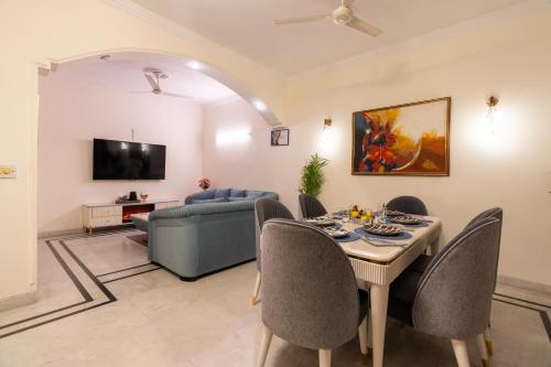 Homlee Green Luxury 3BHK South DEL NFC Fortis Hospital — 4-Star Luxury Hotel in New Delhi, India