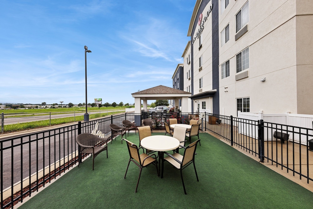 Candlewood Suites Cape Girardeau by IHG - photo 69