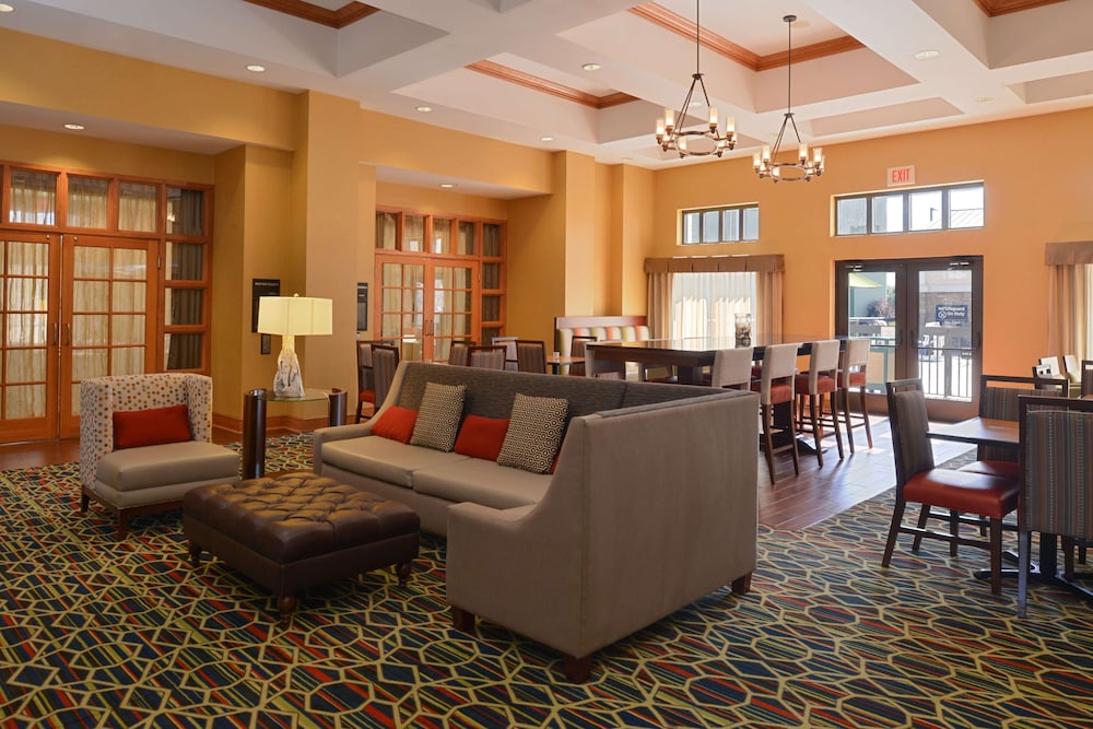 Hampton Inn & Suites Pueblo Southgate - photo 45