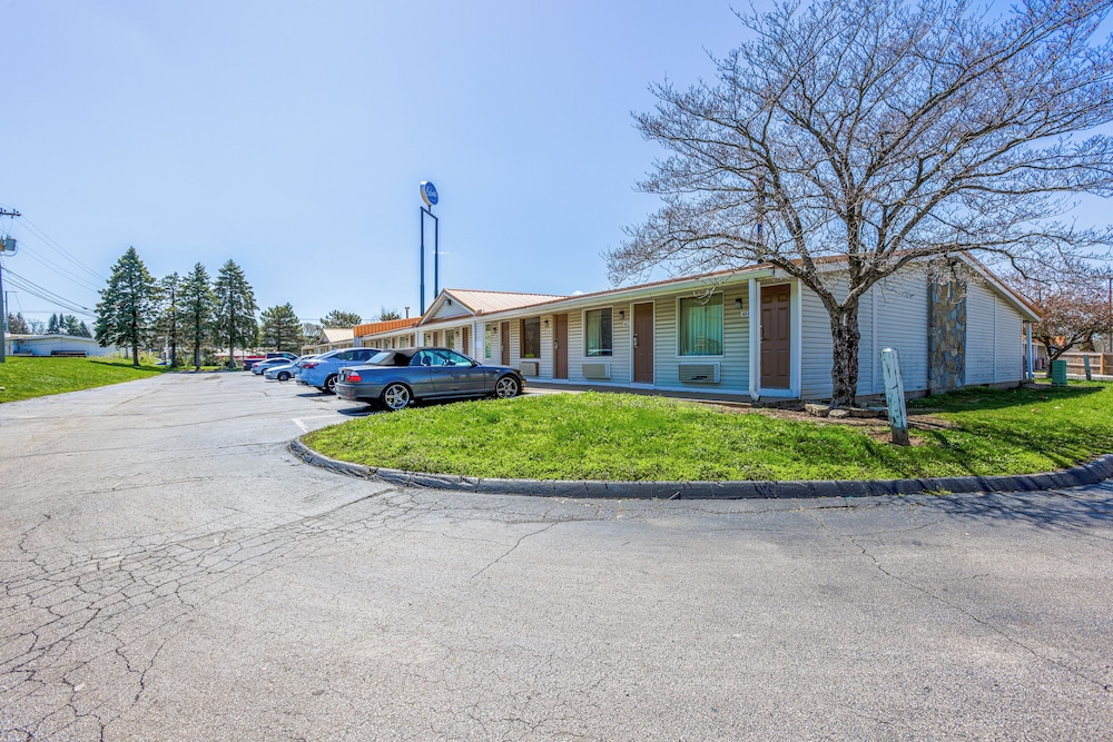 Cozy Garden Inn By OYO Hwy 40 Richmond - photo 2