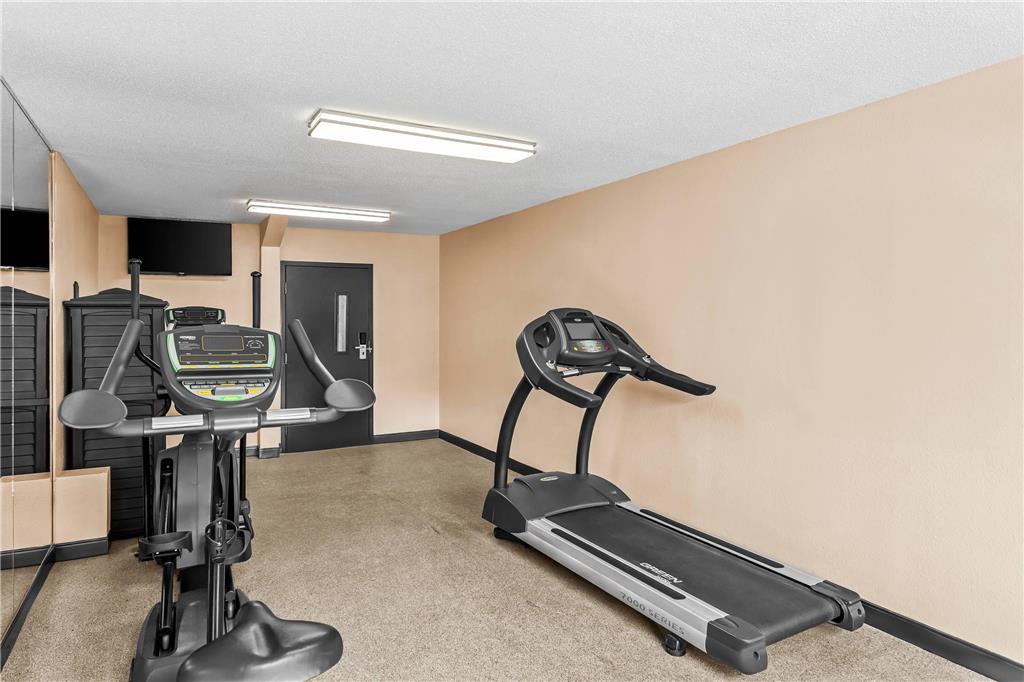 Rodeway Inn Barboursville WV - photo 25