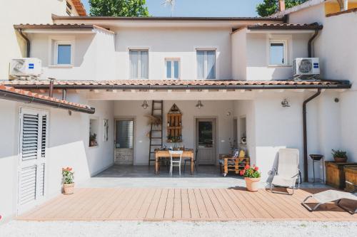 Nonna Gina Country House — 4-Star Luxury Hotel in San Miniato Basso, Italy