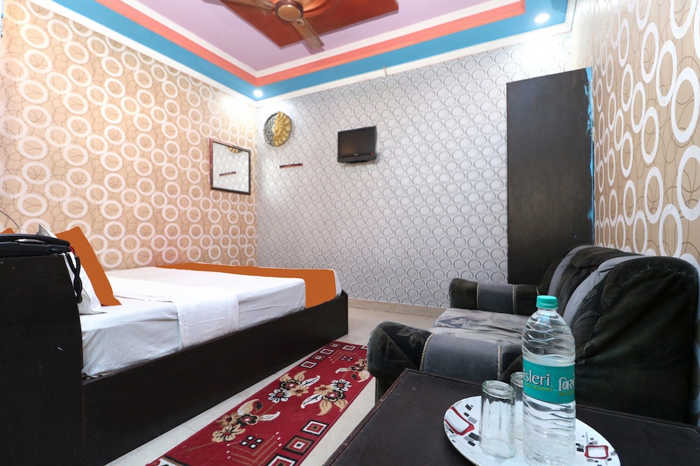Spot On 29647 Hotel Heaven — Ambala
