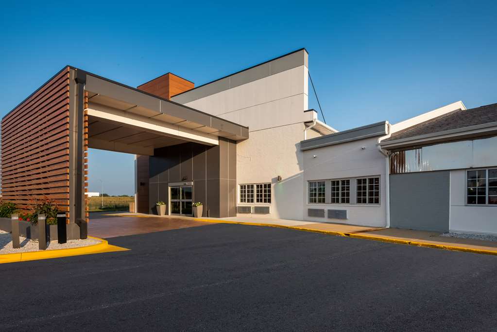 Wyndham Garden Ankeny - photo 10