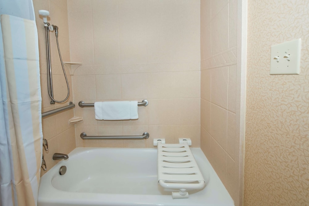 Hilton Garden Inn Columbia Northeast - photo 20