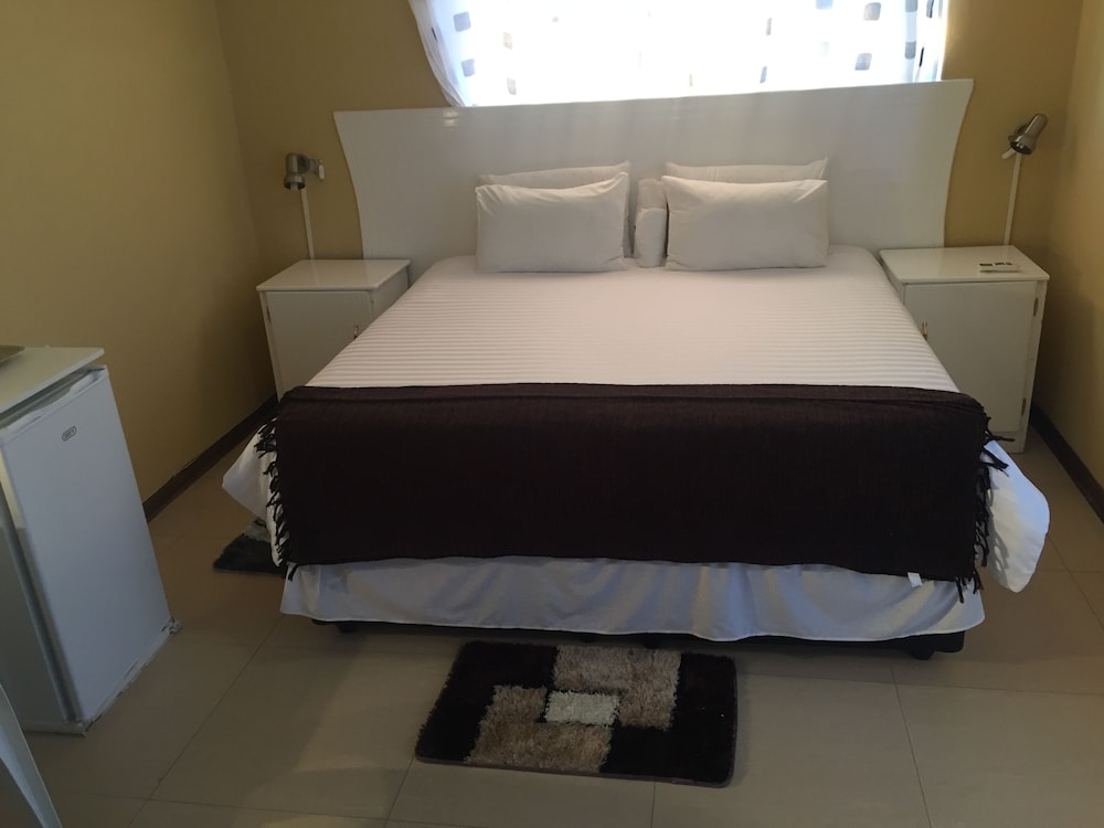 Rosey Rest Inn — Ghanzi — photo 3