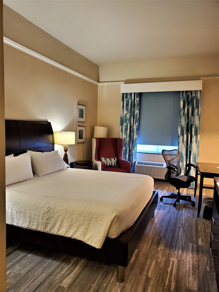 Hilton Garden Inn San Bernardino - photo 12