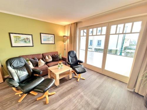 Dünenpark Binz Komfortplus Ferienwohnung mit 1 Schlafzimmer und Terrasse im Erdgeschoss 129 — 4-Star Luxury Hotel in Ostseebad Binz, Germany