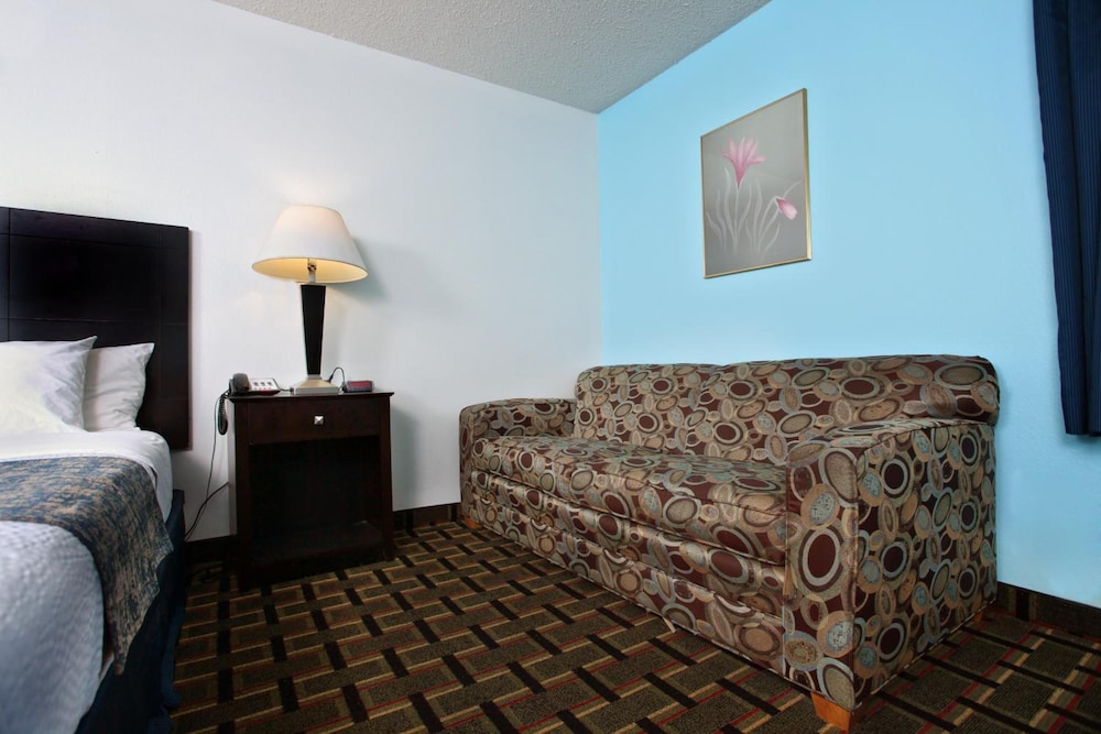 Coratel Inn & Suites By Jasper Newton - photo 18