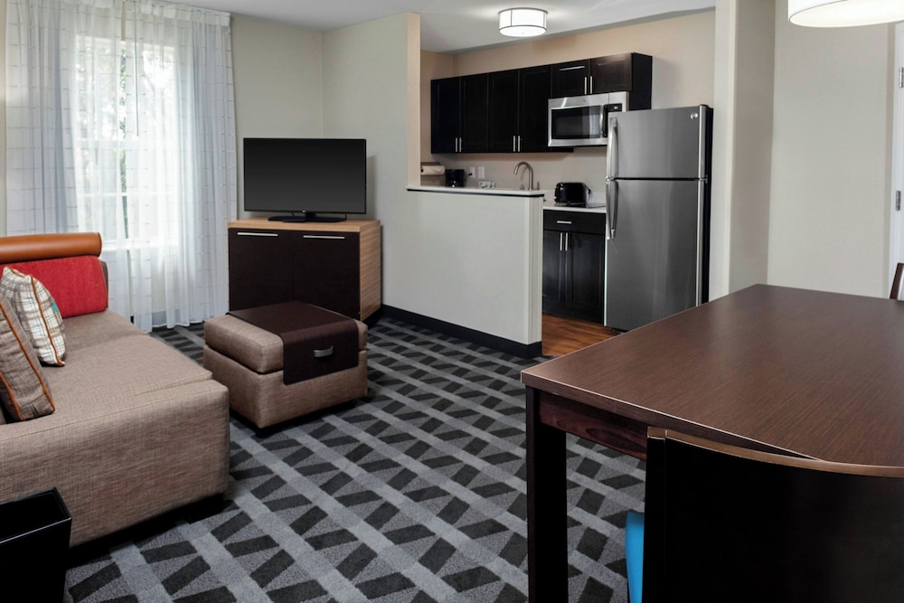 TownePlace Suites by Marriott Dallas Plano Legacy - photo 11