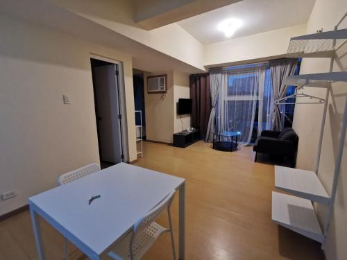Caleze Properties AVANT at the Fort BGC Studio — 4-Star Luxury Hotel in Manila, Philippines