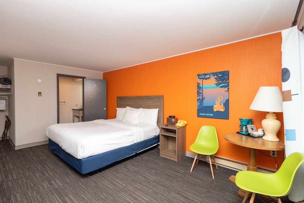 Cedar Motor Inn - photo 10