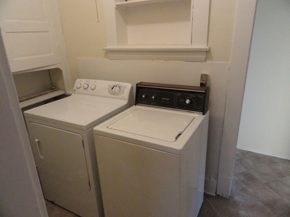 HolmeSuites Extended Stay - photo 17
