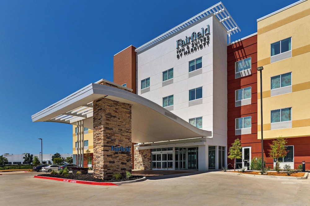 Fairfield Inn & Suites by Marriott Dallas Love Field in Dallas, United States