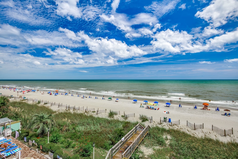 Atlantic Paradise Inn and Suites