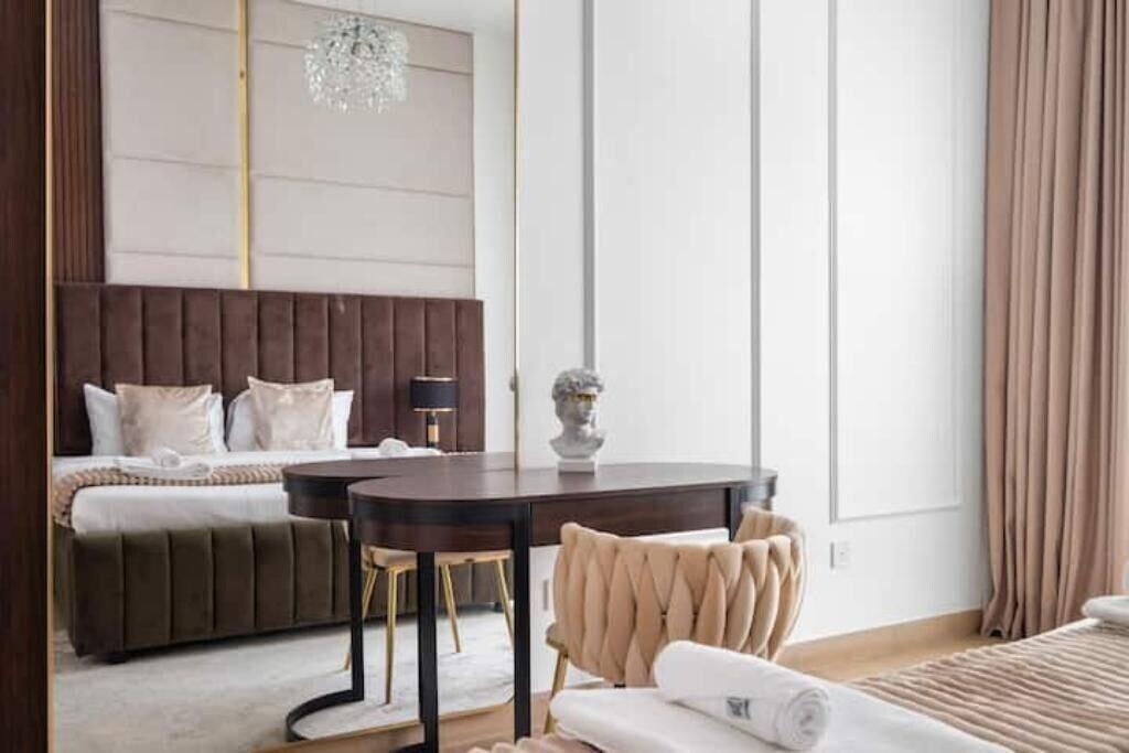 Spacious 1 bed in La Mer 1 min to the beach — 4-Star Luxury Hotel in Dubai, United Arab Emirates