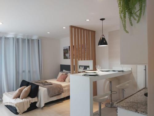 Lindo studio equipado em apartamento clube com academia e conforto no centro de Curitiba MID Home — 4-Star Luxury Hotel in Curitiba, Brasil
